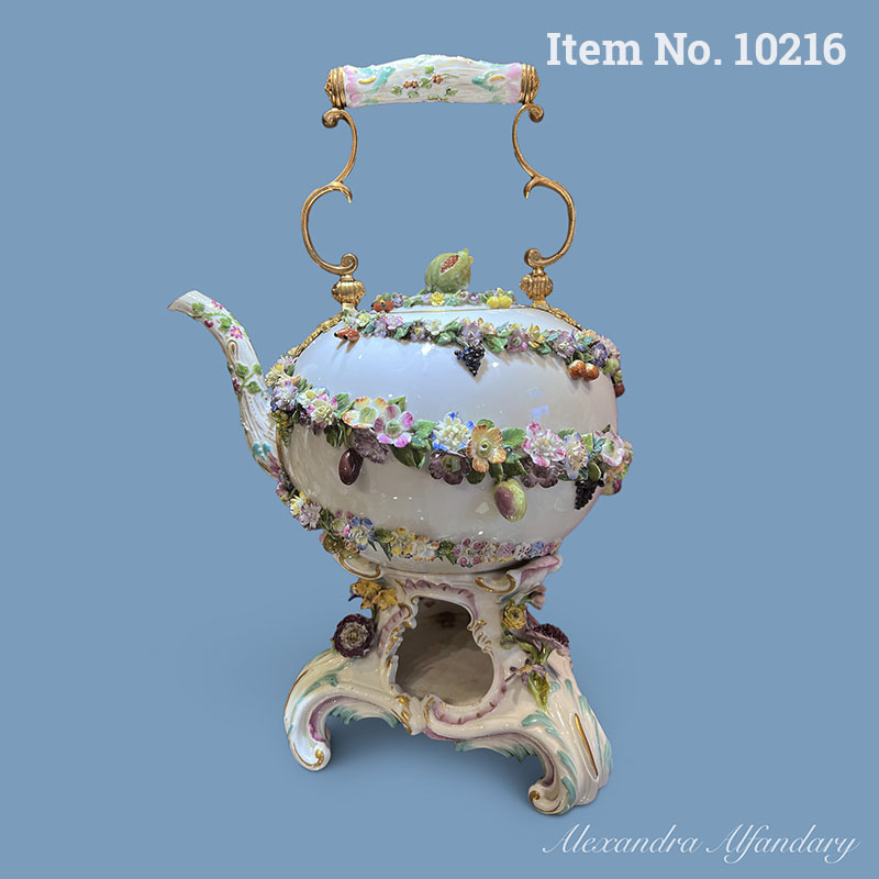 Item No. 10216: A Superb Meissen Teakettle And Rechaud, ca. 1900